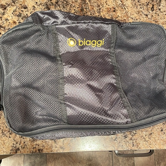 Biaggi suitcase - Picture 9 of 11